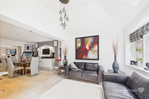 5 bedroom detached house for sale, Birmingham Road, Shenstone