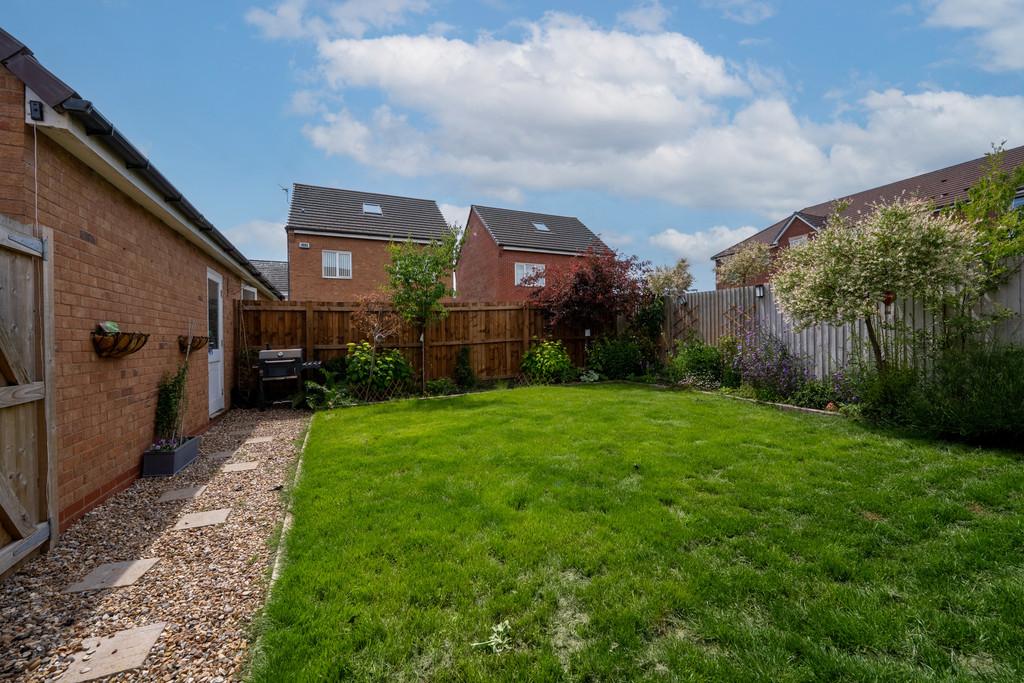 112 Naylor Road, CH66 1 SD-17