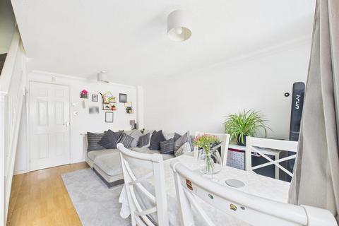 6 Watson Grove, Abbeymead, Gloucester, GL4 5BL