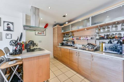 2 bedroom flat for sale, Oyster Wharf, Battersea, London, SW11
