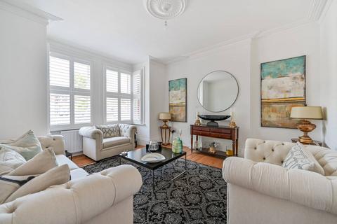 74 Chestnut Grove, New Malden, KT3 3JS