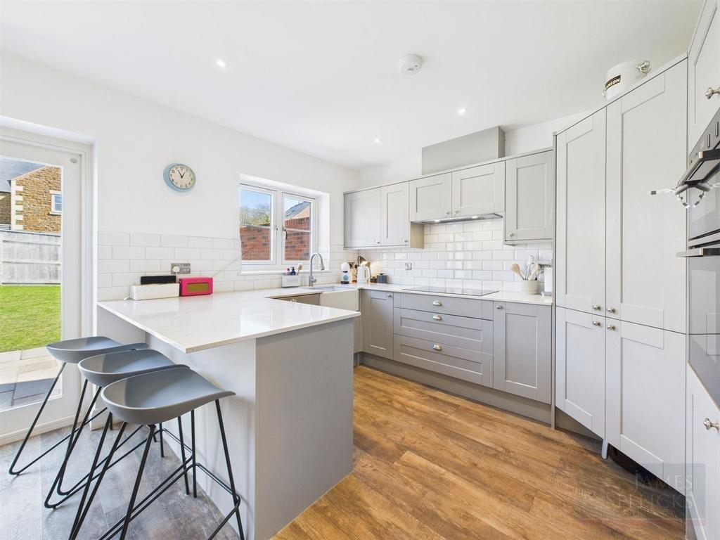 Open Plan Living Dining Kitchen