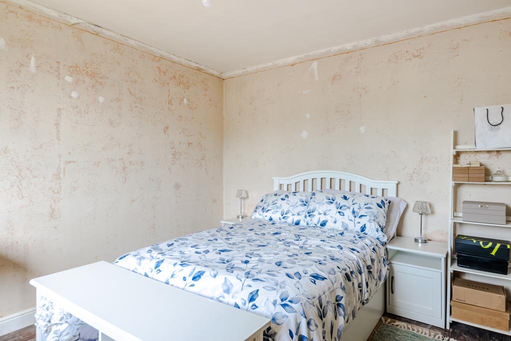 Bedroom2a