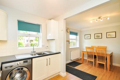 3 bedroom semi-detached house for sale, Fairways Avenue, Harrogate, HG2 7EH
