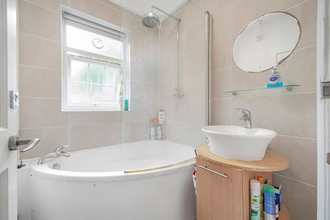 5 Godley Road, London, SW18 3HB