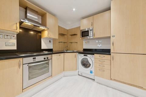 2 bedroom flat to rent, Cromwell Road, London SW7