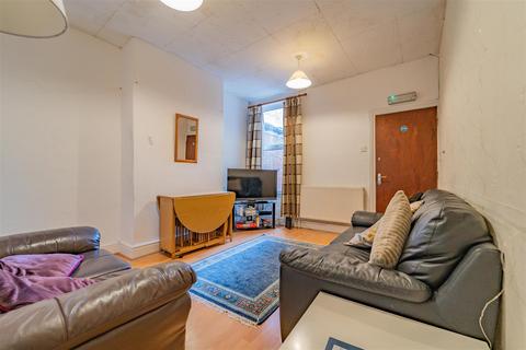 4 bedroom house to rent, Exeter Road, Birmingham B29