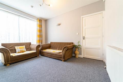 5 bedroom house to rent, Gibbins Road, Birmingham B29