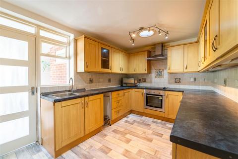 5 bedroom house to rent, Gibbins Road, Birmingham B29