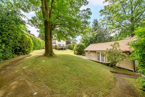 Merlewood Tarn Road, Hindhead, GU26 6TP