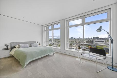 3 bedroom flat for sale, Centre Point, 101 -103 New Oxford Street, London