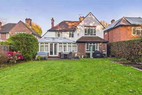 4 bedroom detached house for sale, Wheatsheaf Close, Surrey GU21