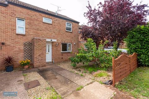 45 Darwin Close, Taunton, TA2 6TR