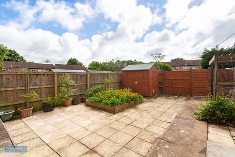45 Darwin Close, Taunton, TA2 6TR