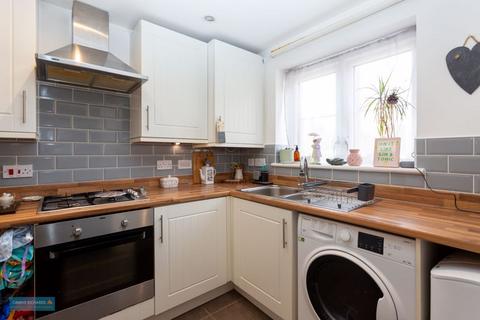 4 Grove Gate, Staplegrove, Taunton, TA2 6DF