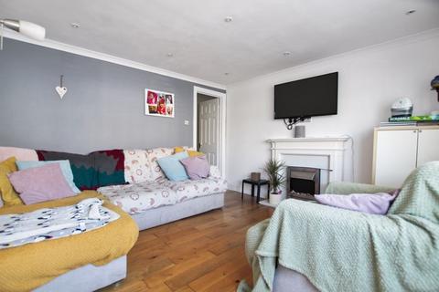 97a High Road, Dartford, DA2 7BW