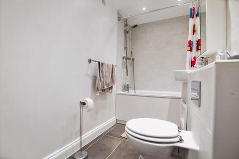 97a High Road, Dartford, DA2 7BW
