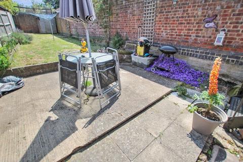 97a High Road, Dartford, DA2 7BW