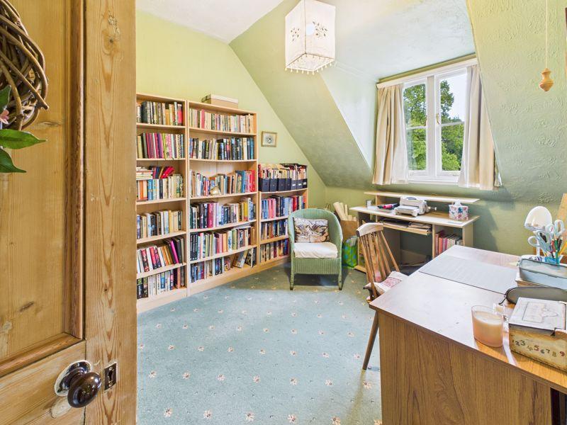 Bedroom/Study