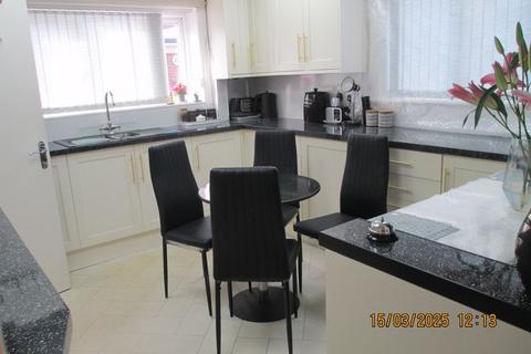 12 bedroom detached house for sale, NORTH BAY, SCARBOROUGH