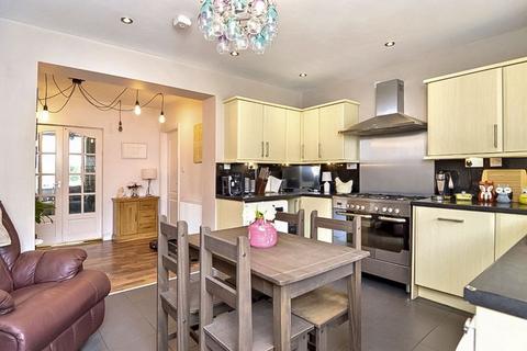 146 Green Lane, Leamore, Walsall, WS3 2AD