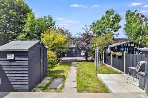 146 Green Lane, Leamore, Walsall, WS3 2AD
