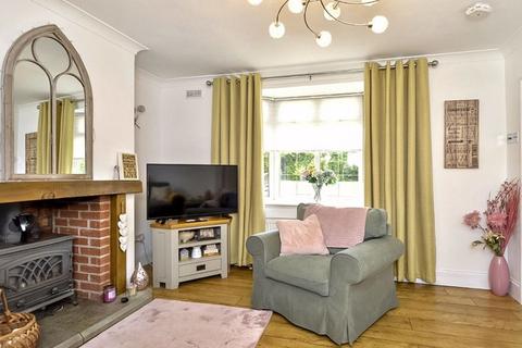 146 Green Lane, Leamore, Walsall, WS3 2AD