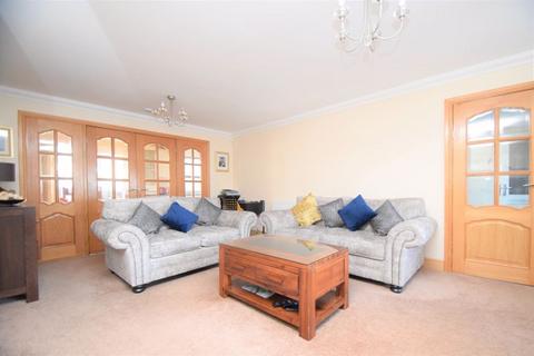 4 bedroom detached house for sale, Queensway, Streetly, Sutton Coldfield, B74 2HQ