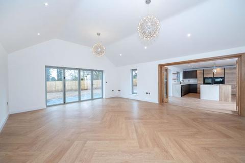 4 bedroom detached house for sale, 1 Horton Close, Elmhirst Road, Horncastle