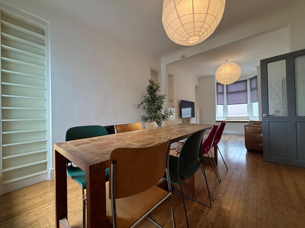 Lounge/Diner
