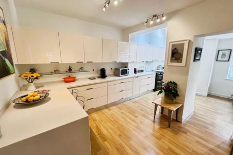 3 bedroom semi-detached house for sale, Albert Road West, Heaton