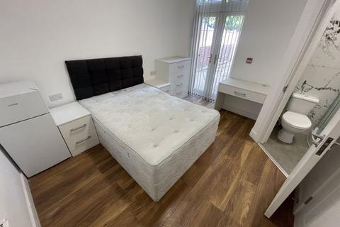 undefined, Station Road, West Drayton, UB7