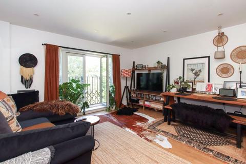 undefined, Brookside Court, Tring