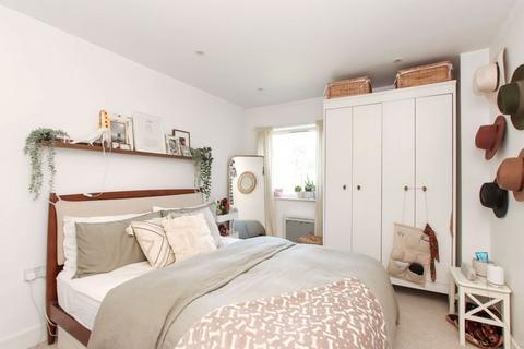 undefined, Brookside Court, Tring
