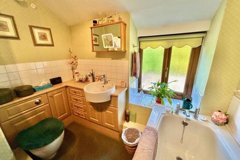10 Dee Mill Place, Llangollen, LL20 8SE