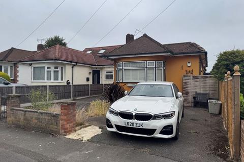 3 bedroom semi-detached house for sale, Pavilion Way, Ruislip
