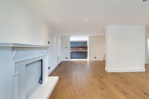 5 bedroom detached house for sale, Heathpark Drive, Windlesham GU20