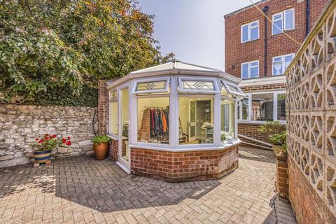 4 bedroom end of terrace house for sale, High Street, Old Portsmouth