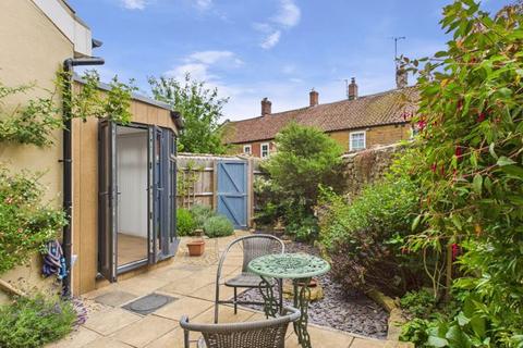 2 Compton Road, South Petherton, TA13 5EN