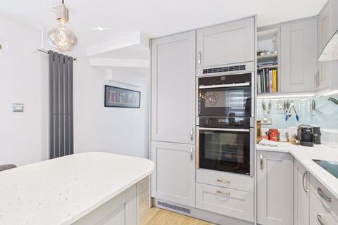 2 Compton Road, South Petherton, TA13 5EN