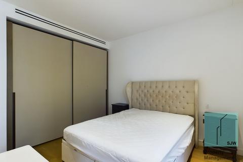 Studio to rent, Portugal Street, London WC2A