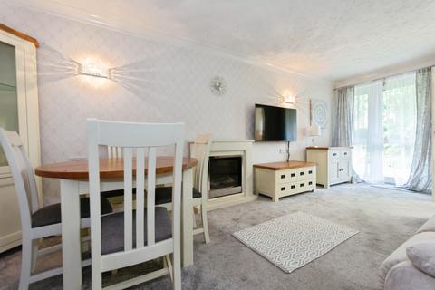 undefined, Sorrento Court, Moseley B13