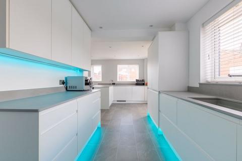 4 bedroom detached house for sale, Hunters Close, Wantage OX12