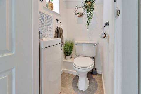 41 Athold Drive, Ossett, WF5 0PX