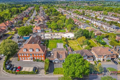 undefined, Manor Road, Chigwell IG7