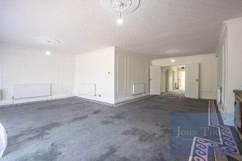 undefined, Manor Road, Chigwell IG7