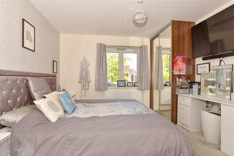 2 bedroom ground floor flat for sale, Cockpit House, Chatham ME4