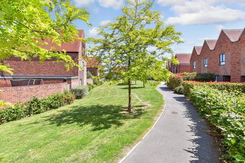 2 bedroom ground floor flat for sale, Cockpit House, Chatham ME4