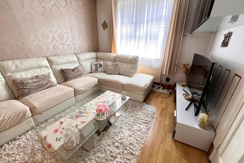 37 Argyle Street, Northampton, NN5 5LJ
