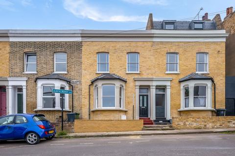 3 bedroom terraced house for sale, Albyn Road, London SE8